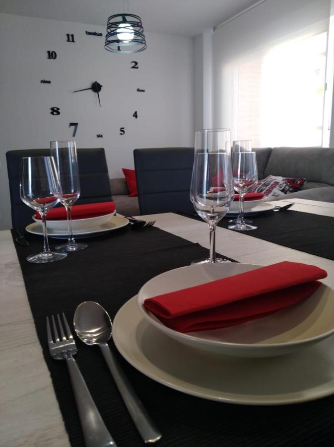 East Wind Apartment *